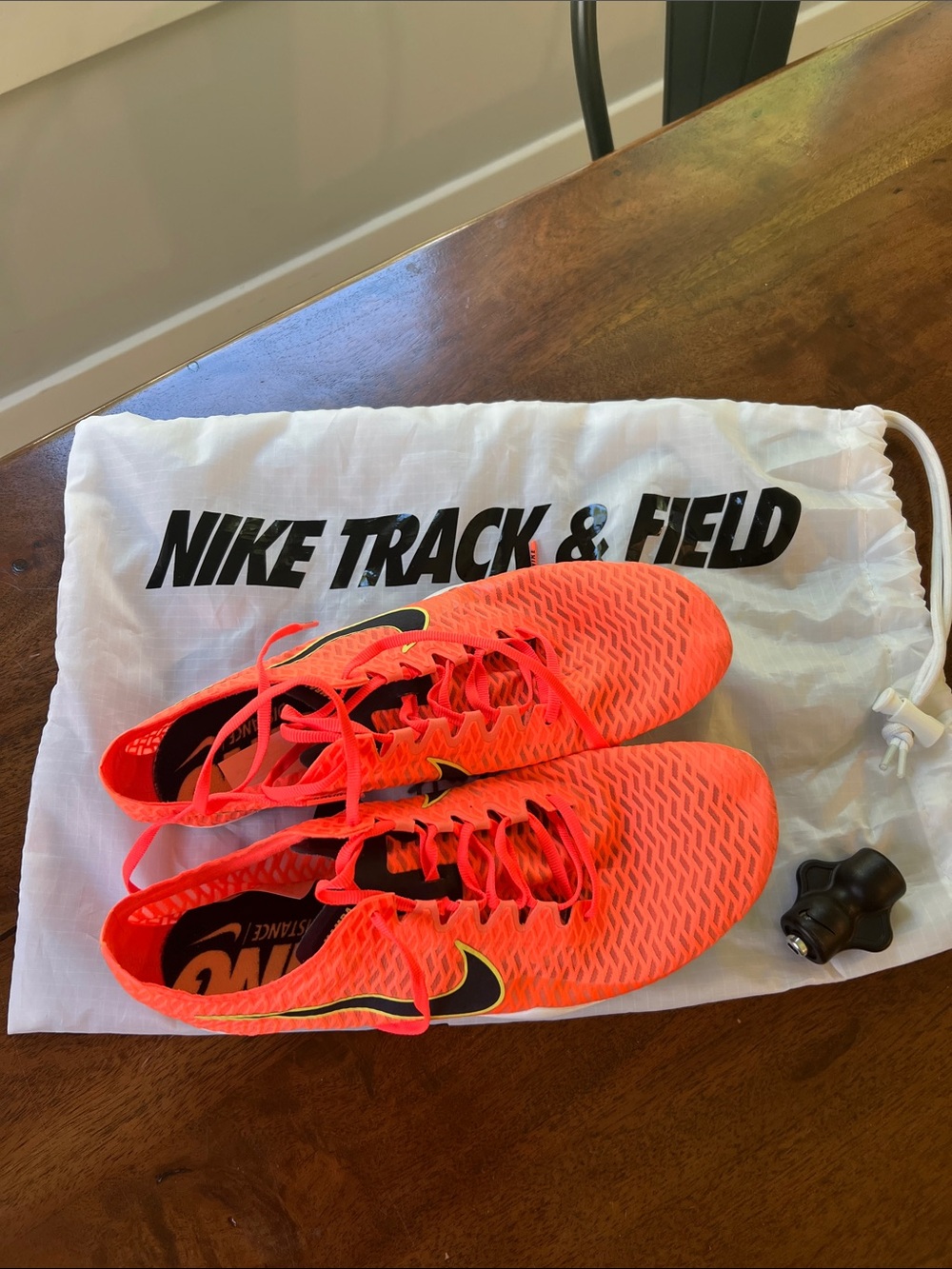 Nike Mamba 5 Orange Distance Track Spikes. Unisex size: Mens 8.5, Women’s 10